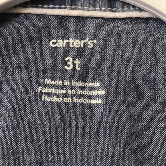 Long-sleeved Button Down Shirt - Picture 3 of 3